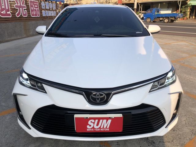 一手車 鈑件原 里程保證 ACC跟車 I-KEY 方向盤快控鍵 觸控影音系統 鋁圈 恆溫 定速 認證車 有保固 可貸款  第3張相片
