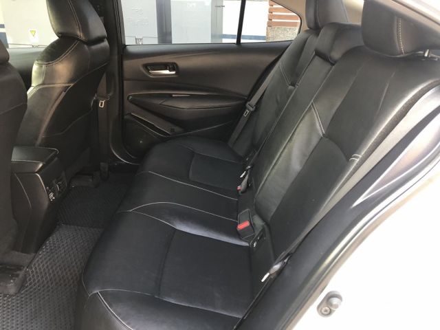 一手車 鈑件原 里程保證 ACC跟車 I-KEY 方向盤快控鍵 觸控影音系統 鋁圈 恆溫 定速 認證車 有保固 可貸款  第12張相片