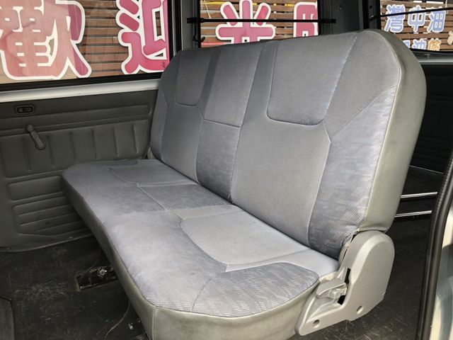 一手車 鈑件原 里程保證  手排檔 5人座椅 客貨兩用 經濟實惠 認證車 可保固 可貸款  第11張相片