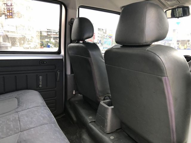 一手車 鈑件原 里程保證  手排檔 5人座椅 客貨兩用 經濟實惠 認證車 可保固 可貸款  第16張相片