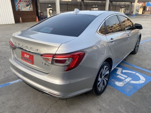 一手車 鈑件原 里程保證  1.8渦輪增壓 原廠超大螢幕影音系統 省油 好駕馭 CP值高 有保固 雙認證 可貸款  第4張相片