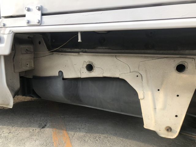 一手車 鈑件原 手排檔 車況優 僅跑5萬多公里 少跑里程  里程保證 承載貨物多 馬力大  好駕馭工商業老闆首選發財車  第14張相片