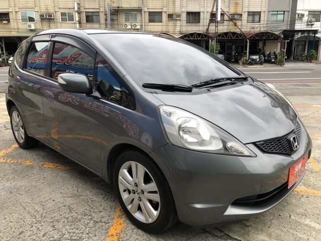 VTI-S版 里程保證 車況優 省油 大空間 好停車 妥善率好 CP值高  認證車 可貸款 優質代步首選小車款  第3張相片