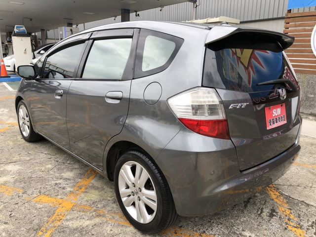 VTI-S版 里程保證 車況優 省油 大空間 好停車 妥善率好 CP值高  認證車 可貸款 優質代步首選小車款  第7張相片