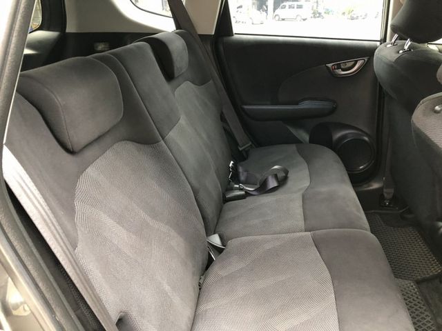 VTI-S版 里程保證 車況優 省油 大空間 好停車 妥善率好 CP值高  認證車 可貸款 優質代步首選小車款  第11張相片