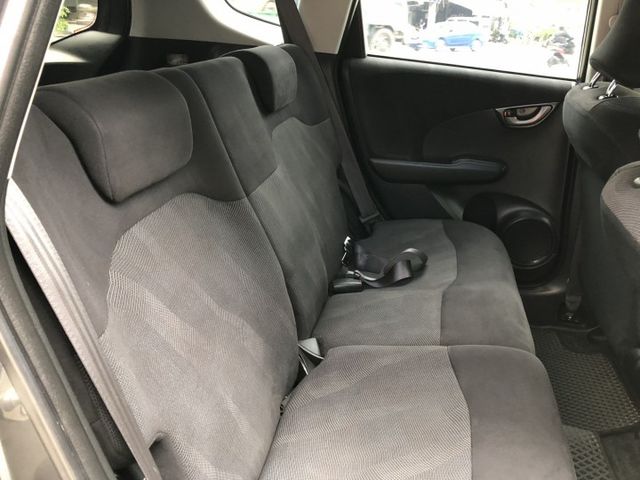 VTI-S版 里程保證 車況優 省油 大空間 好停車 妥善率好 CP值高  認證車 可貸款 優質代步首選小車款  第14張相片