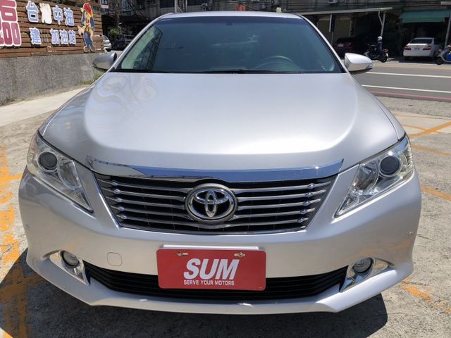 一手車 實跑14萬多公里 里程保證 手自排 HID氙氣頭燈 方向盤快控鍵 恆溫空調 分區溫控 物超所值 認證車 可貸款  第2張相片