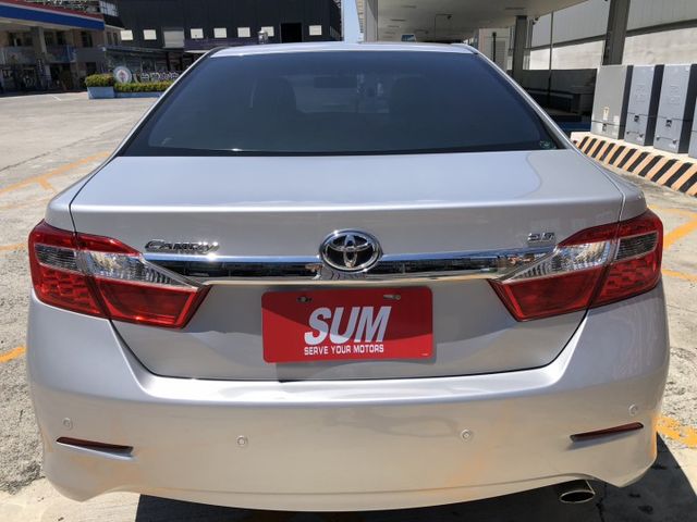 一手車 實跑14萬多公里 里程保證 手自排 HID氙氣頭燈 方向盤快控鍵 恆溫空調 分區溫控 物超所值 認證車 可貸款  第5張相片