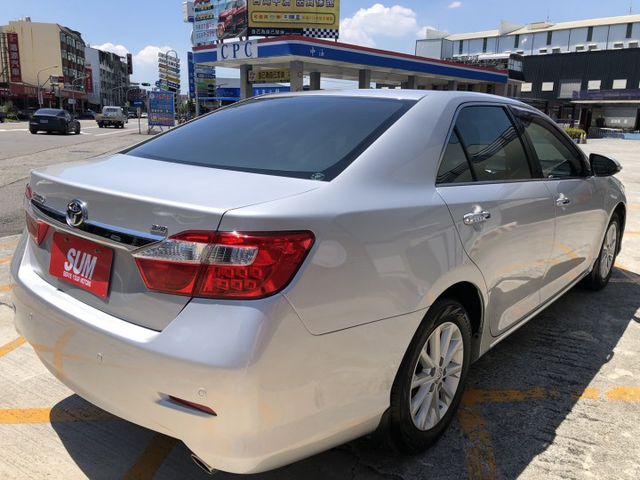 一手車 實跑14萬多公里 里程保證 手自排 HID氙氣頭燈 方向盤快控鍵 恆溫空調 分區溫控 物超所值 認證車 可貸款  第6張相片