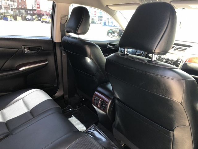 一手車 實跑14萬多公里 里程保證 手自排 HID氙氣頭燈 方向盤快控鍵 恆溫空調 分區溫控 物超所值 認證車 可貸款  第14張相片