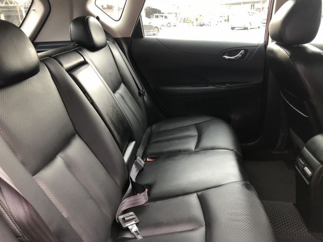 一手車 里程保證 I-KEY免鑰匙啟動 定速 恆溫空調 分區溫控 方向盤快控鍵 認證車 有保固 可貸款  第11張相片