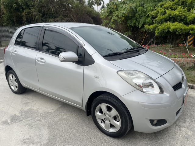 標準版 鈑件原 里程保證 鋁圈 省油 省保養維修費 大空間 妥善率好 認證車 可貸款  第4張相片