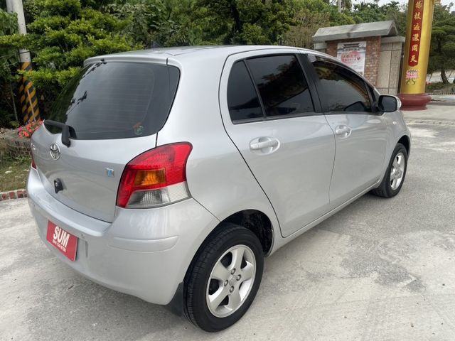 標準版 鈑件原 里程保證 鋁圈 省油 省保養維修費 大空間 妥善率好 認證車 可貸款  第5張相片