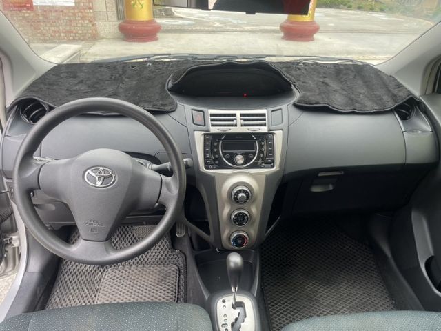 標準版 鈑件原 里程保證 鋁圈 省油 省保養維修費 大空間 妥善率好 認證車 可貸款  第7張相片