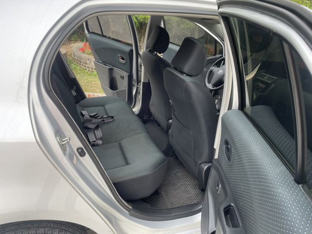 標準版 鈑件原 里程保證 鋁圈 省油 省保養維修費 大空間 妥善率好 認證車 可貸款  第11張相片