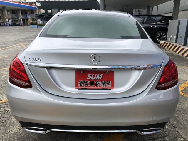 一手女用車 中華賓士總代理 原鈑件 車況優  里程保證 無待修 9速手自排 渦輪增壓 物超所值 錯過可惜 認證車 有保固  第3張相片