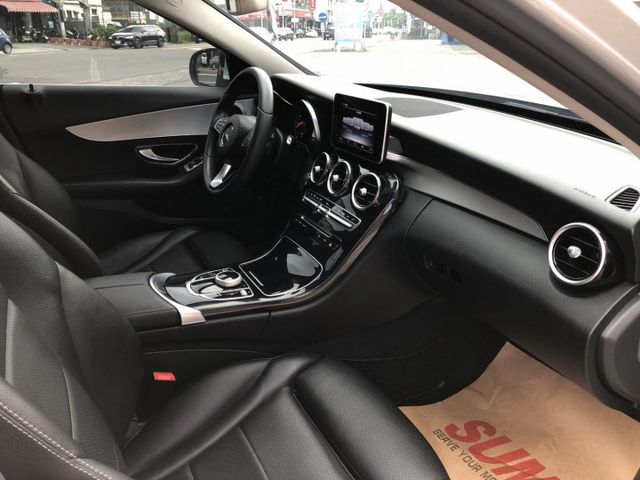 一手女用車 中華賓士總代理 原鈑件 車況優  里程保證 無待修 9速手自排 渦輪增壓 物超所值 錯過可惜 認證車 有保固  第14張相片