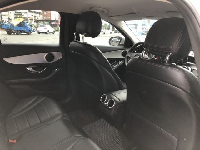 一手女用車 中華賓士總代理 原鈑件 車況優  里程保證 無待修 9速手自排 渦輪增壓 物超所值 錯過可惜 認證車 有保固  第16張相片