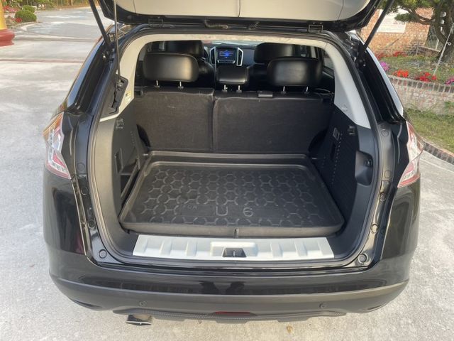 旗艦版 TURBO 一手車 里程保證 電動尾門 HUD抬頭顯示器 電動天窗  免鑰匙啟動 定速認證車 有保固 可貸款  第16張相片