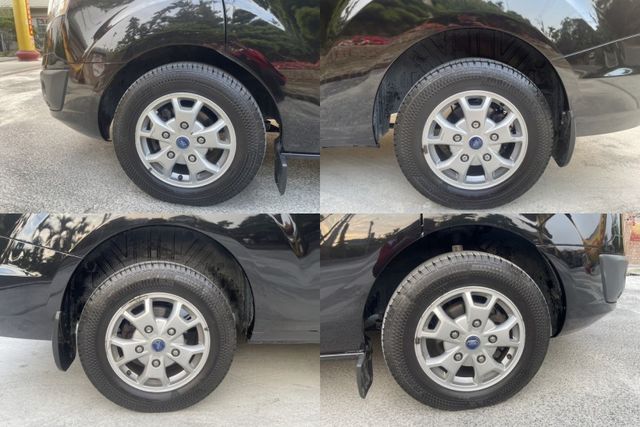 旗艦版 柴油引擎 一手車 鈑件原  里程保證 九人座椅  車內內裝皆保持乾淨完整 大空間 乘坐舒適 車泊露營皆實用認證車  第9張相片