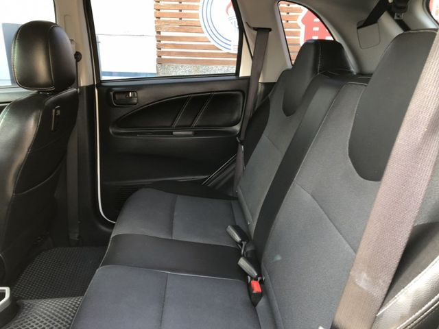 尊貴版 一手車 里程保證  方向盤快控鍵 定速 恆溫 盲點偵測 省油 大空間 CVT 7速手自排 認證車 有保固 可貸款  第16張相片