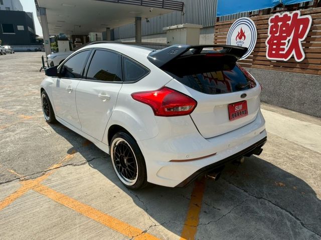 第三代小改款車型 渦輪增壓引擎  原鈑件 里程保證 手自排檔 多功能影音系統 認證車 有保固 可貸款  第4張相片