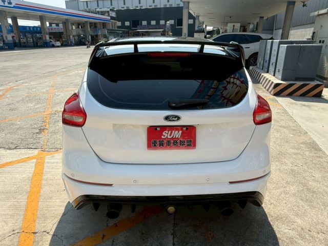 第三代小改款車型 渦輪增壓引擎  原鈑件 里程保證 手自排檔 多功能影音系統 認證車 有保固 可貸款  第6張相片