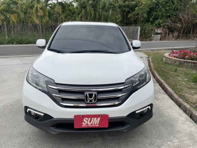 鈑件原 里程保證 車況優 HID頭燈 影音系統 快撥鍵 天窗 定速巡航 衛星導航中控螢幕倒車顯影 認證車 有保固 可貸款  第2張相片