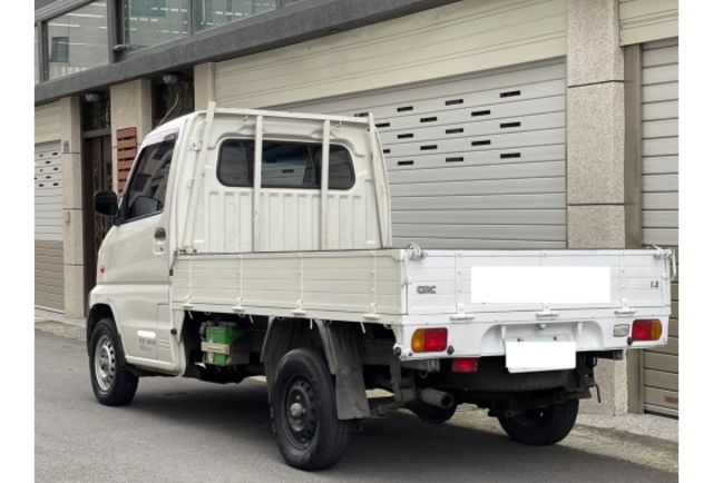 2013年  三菱  菱利貨車  第4張相片