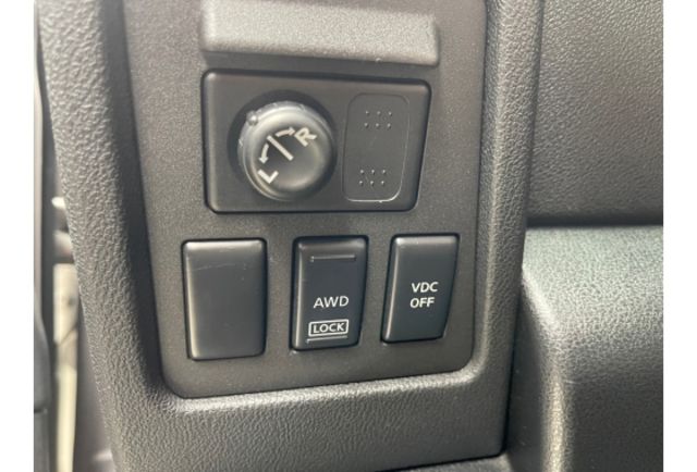 2009年  裕隆  洛克  第13張相片