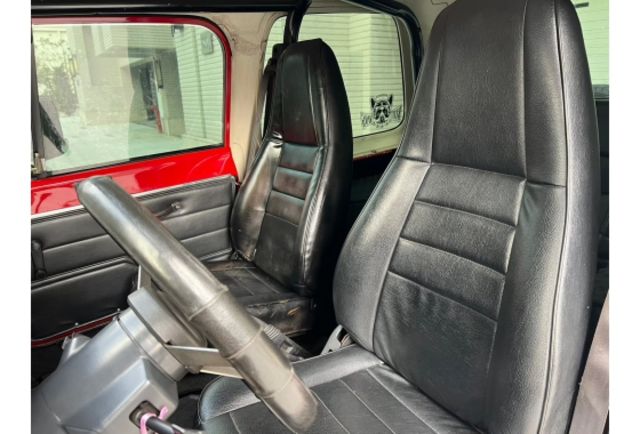 JEEP  WEANGLER  2.5  第5張相片