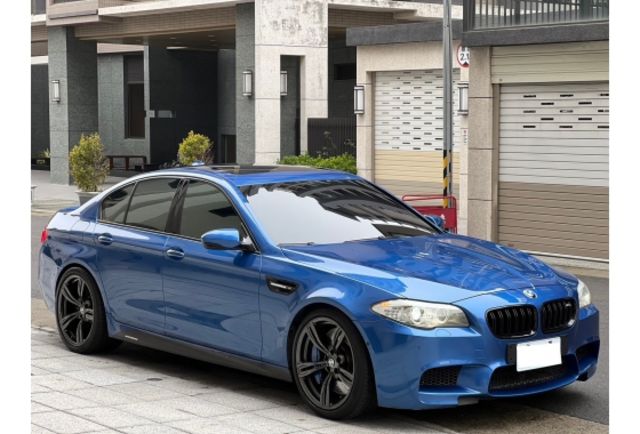 BMW  2012年  M5  跑12萬  第2張相片