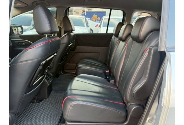 Mazda MAZDA5  第5張相片