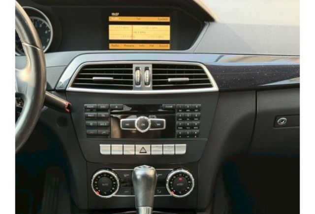 Benz C180  第9張相片