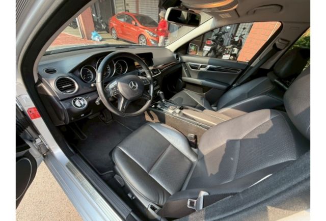 Benz C180  第20張相片