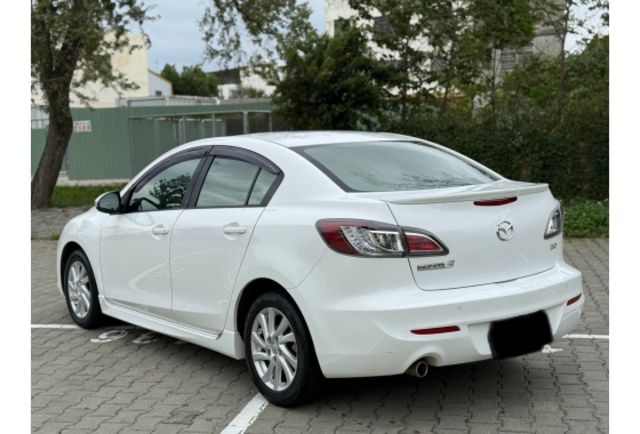 Mazda MAZDA3  第3張相片