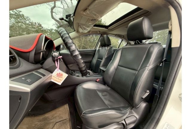 Mazda MAZDA3  第17張相片