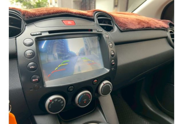 Mazda MAZDA2  第13張相片