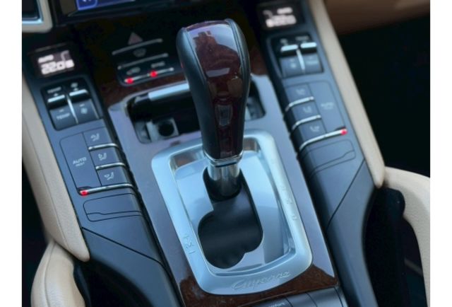 Porsche Cayenne  第17張相片