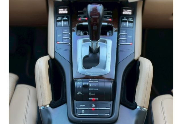 Porsche Cayenne  第18張相片