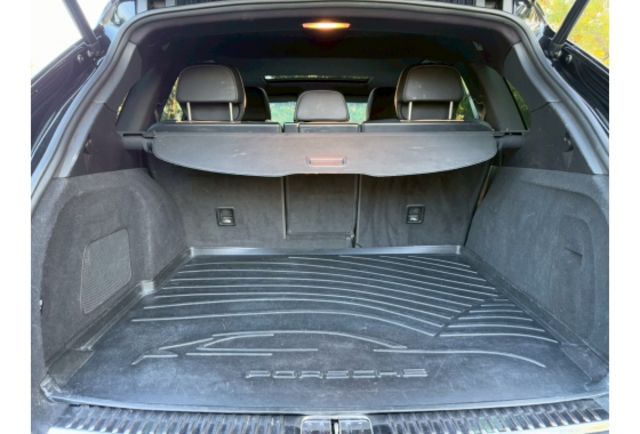 Porsche Cayenne  第19張相片