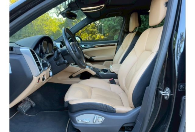 Porsche Cayenne  第30張相片