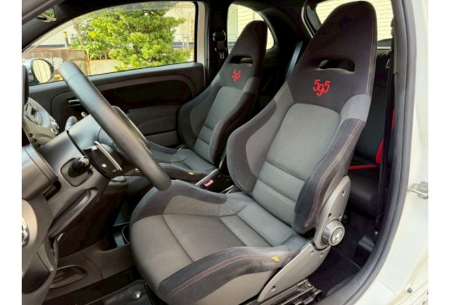 Fiat 500 ABARTH  第30張相片