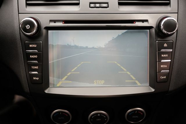 2014 Mazda 馬3 4D 尊貴型 2.0 導航 藍芽 電視 分區恆溫 電動天窗 倒車顯影 里程僅5.9萬  第13張相片