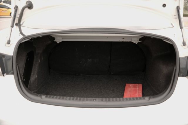 2014 Mazda 馬3 4D 尊貴型 2.0 導航 藍芽 電視 分區恆溫 電動天窗 倒車顯影 里程僅5.9萬  第19張相片
