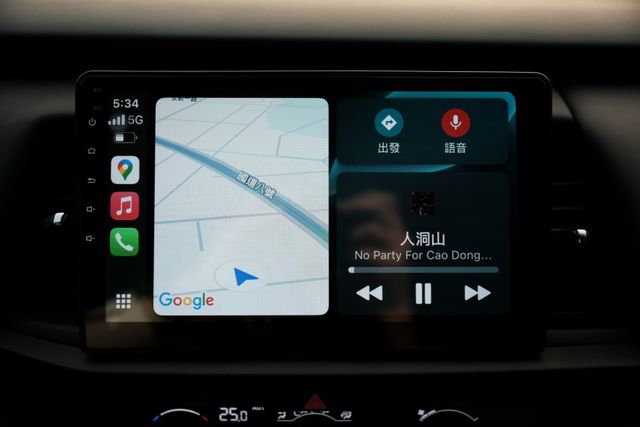 2022 Honda Fit 汽油版 環景攝影 換檔撥片 carplay 原廠保固中 里程僅跑1.4萬 超美小車  第14張相片