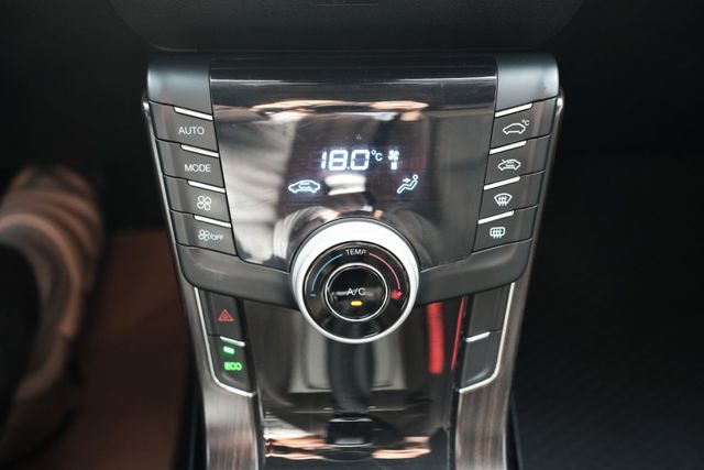 2016 Luxgen S5 Turbo ECO Hyper 尊爵型 1.8 定速 電動天窗 電子手煞車 左右視野輔助  第14張相片