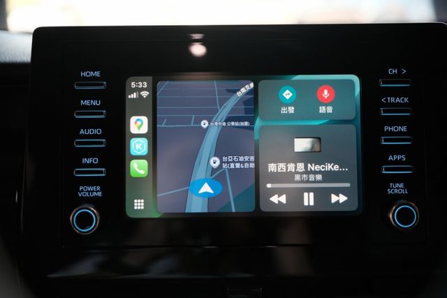 2022 Toyota Camry 尊爵版2.0 ACC ikey 盲點偵測 倒車顯影 雙前座電動調整 雙區恆溫  第15張相片