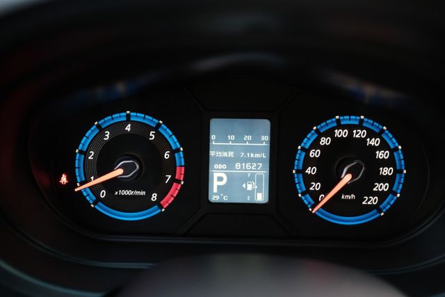 2019 Mitsubishi Colt Plus 尊貴型1.5 藍芽 倒車雷達 前後錄影 恆溫空調 里程保證8.1萬  第9張相片