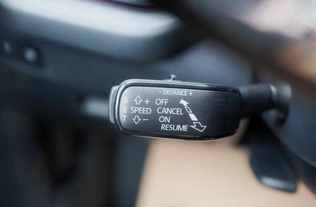 2023 Skoda Octavia Combi  e-TEC 全新業績車 換檔撥片 Carplay 電動尾門 氣氛燈  第10張相片